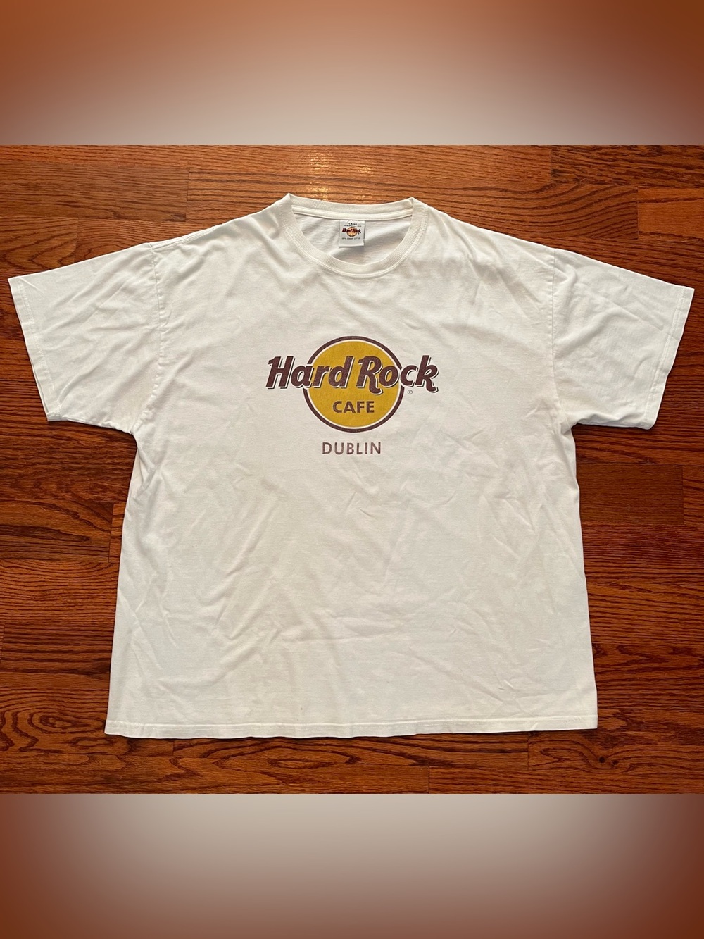 Vintage Hard Rock Cafe DUBLIN T-Shirt Size XL Graphic Cotton Shortsleeve NICE